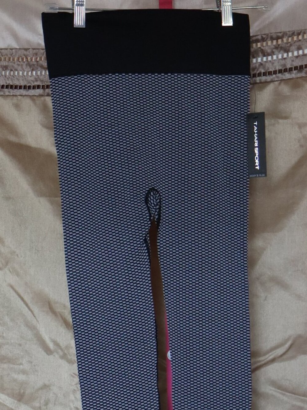 Tahari Sport Leggings NWTS - Black/White Geo Patter - Size Small/Medium